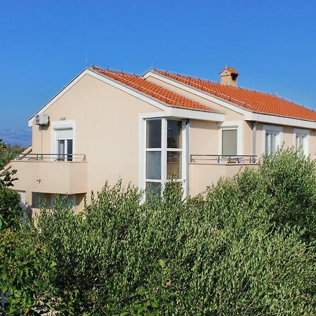 Apartmani Olives 宁 外观 照片