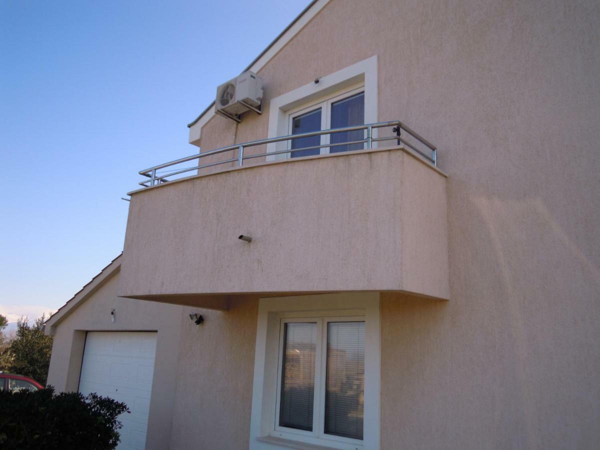 Apartmani Olives 宁 外观 照片