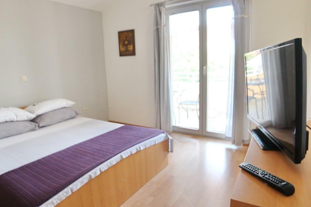 Apartmani Olives 宁 外观 照片