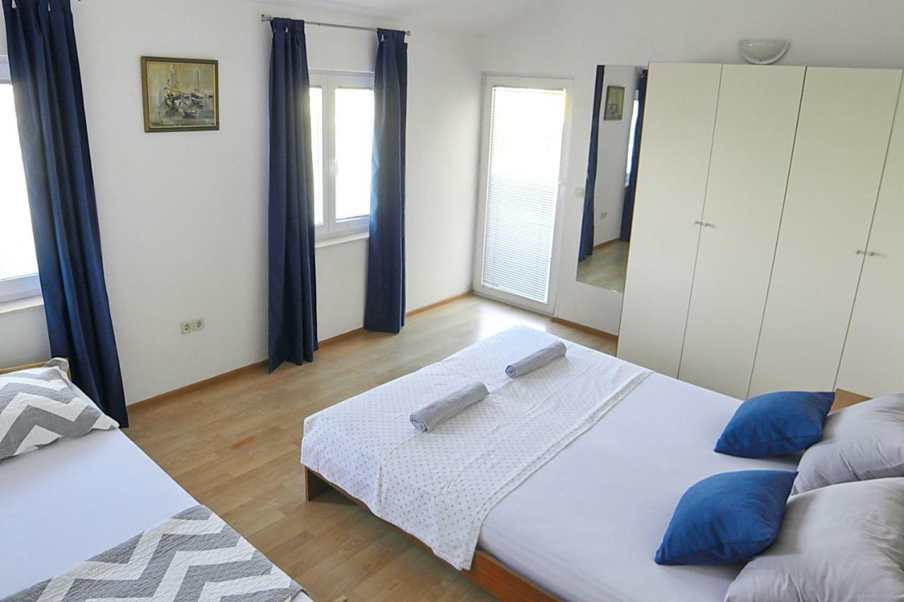 Apartmani Olives 宁 外观 照片