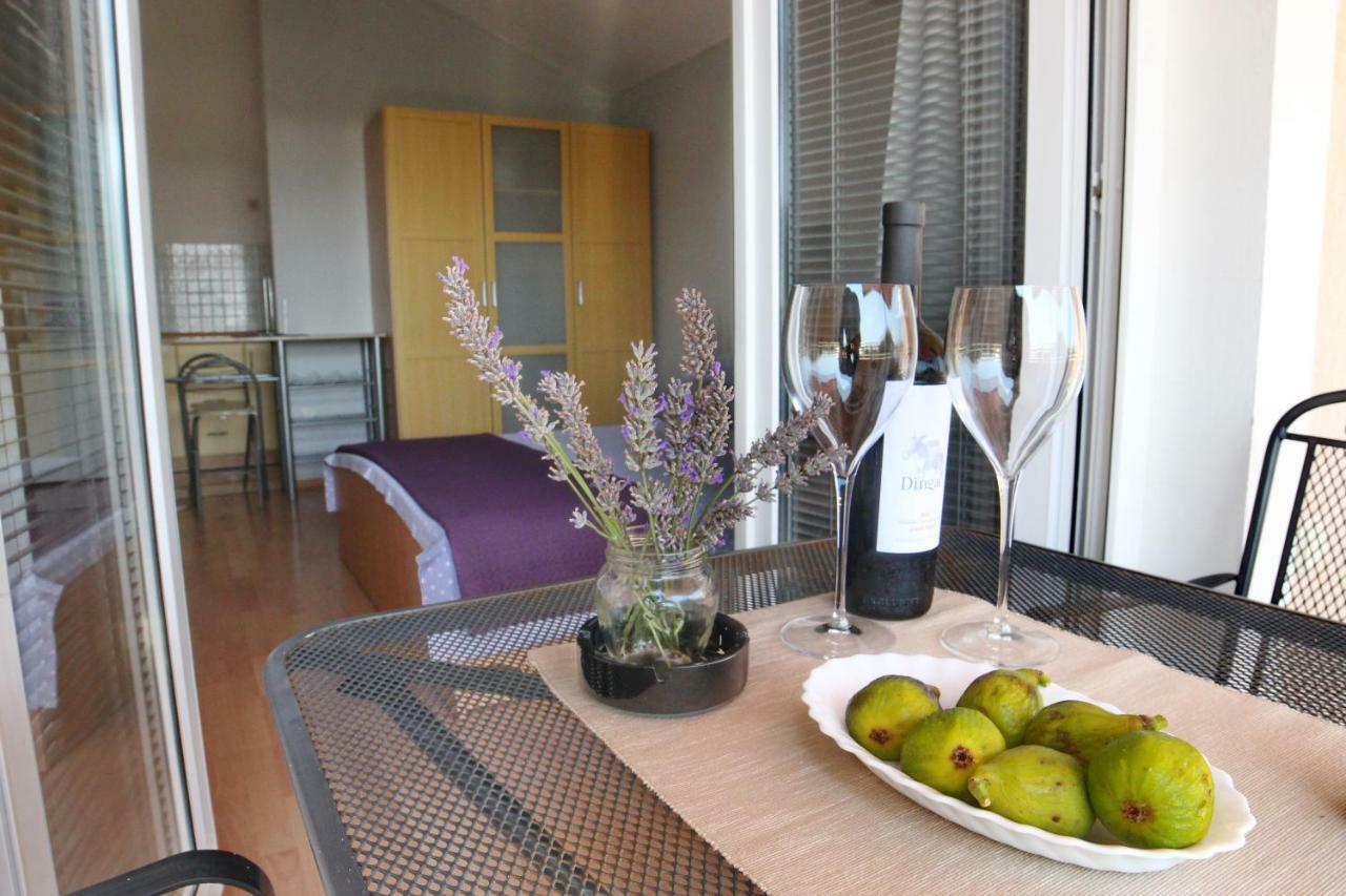 Apartmani Olives 宁 外观 照片