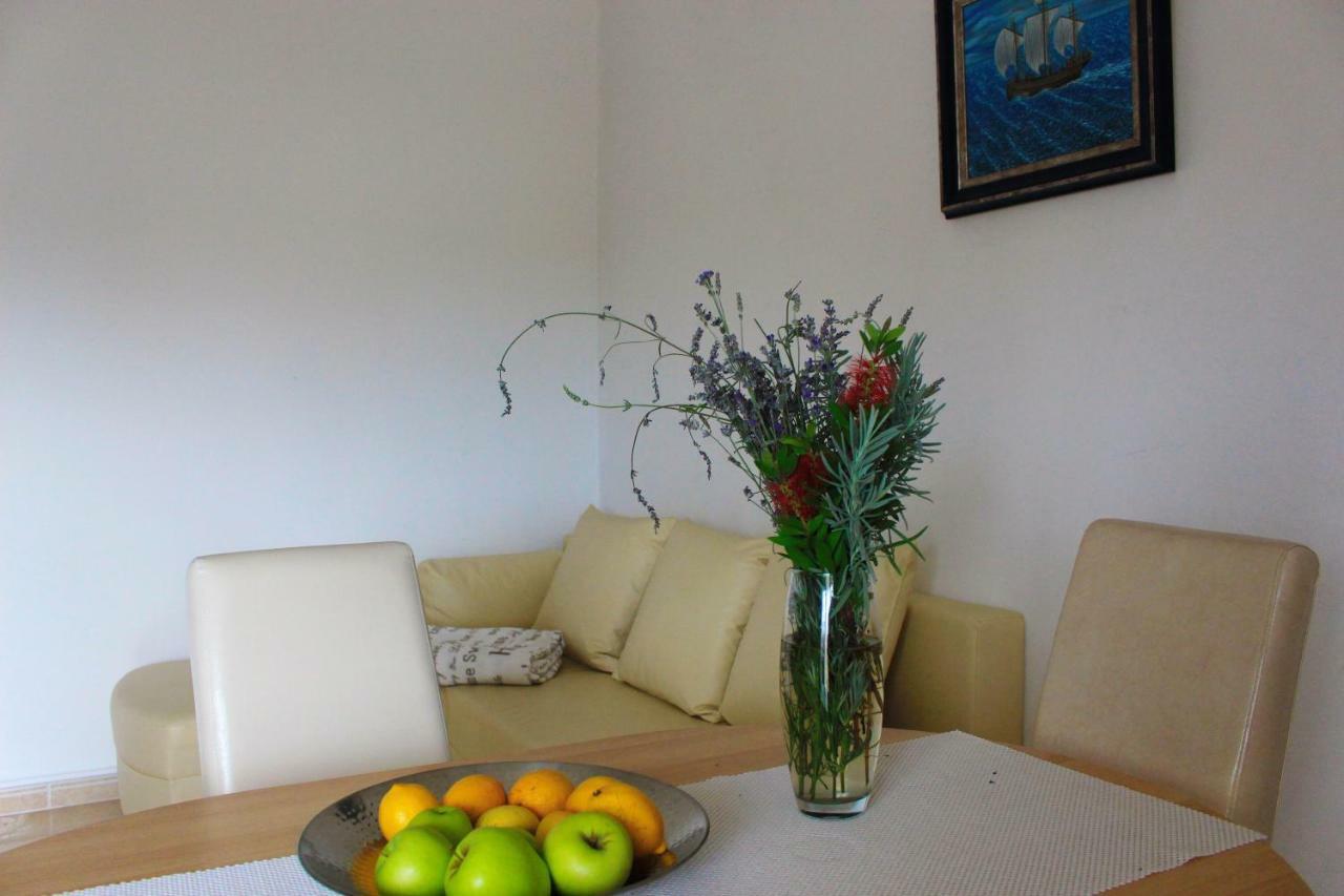 Apartmani Olives 宁 外观 照片