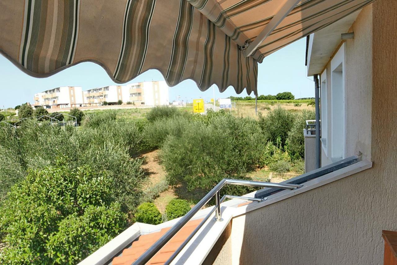 Apartmani Olives 宁 外观 照片